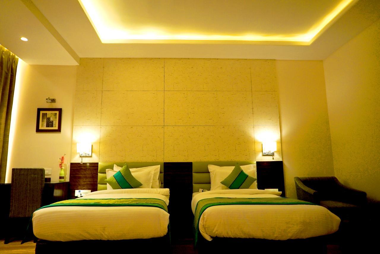 The Mystic Palms Hotel Матура Екстериор снимка