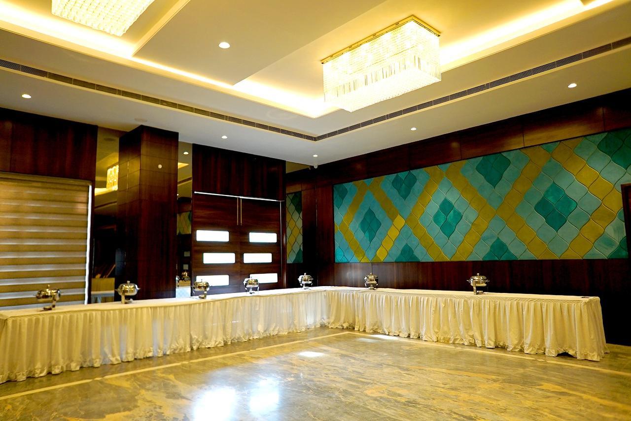 The Mystic Palms Hotel Матура Екстериор снимка